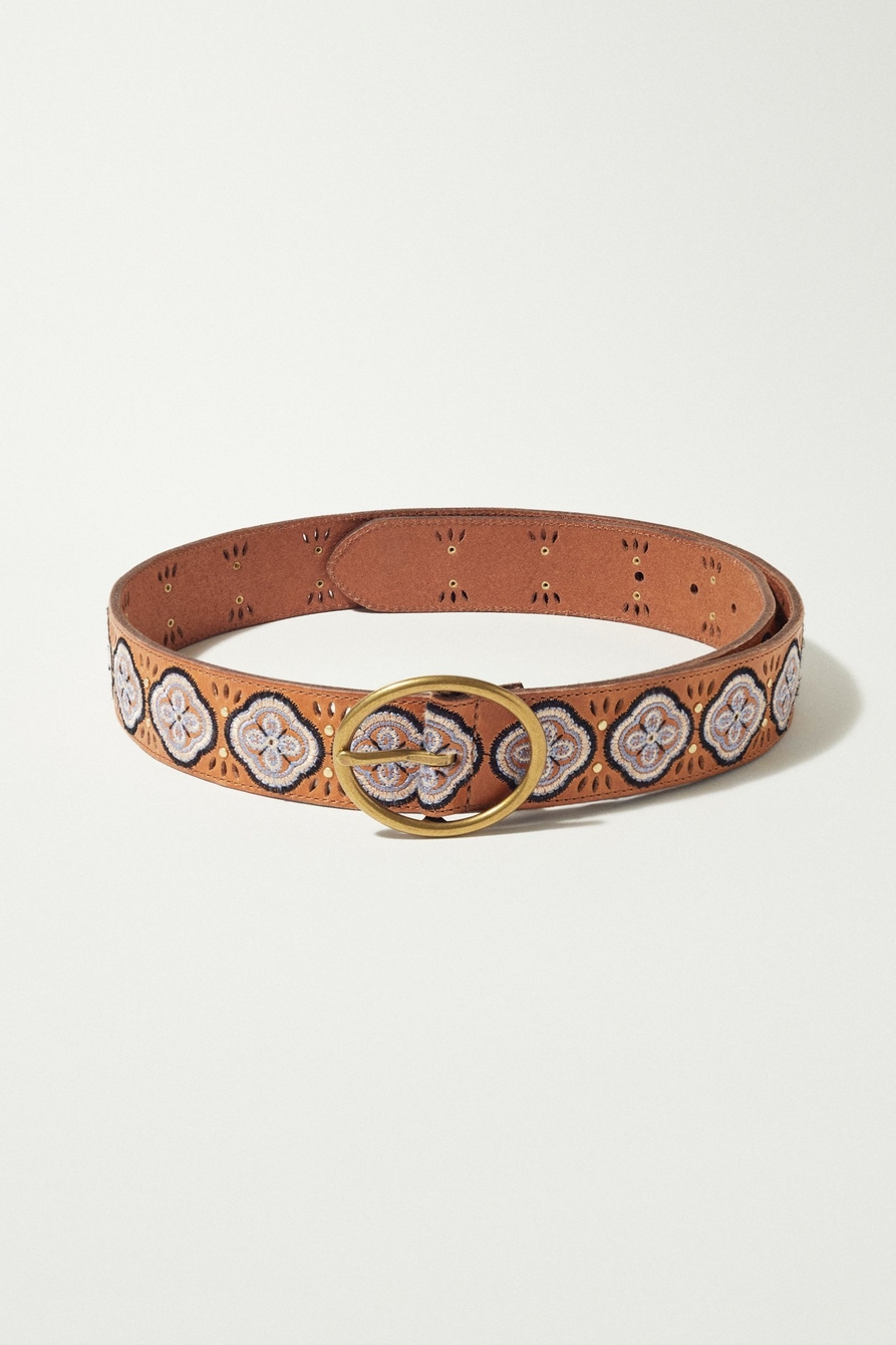 embroidered bloom stud belt